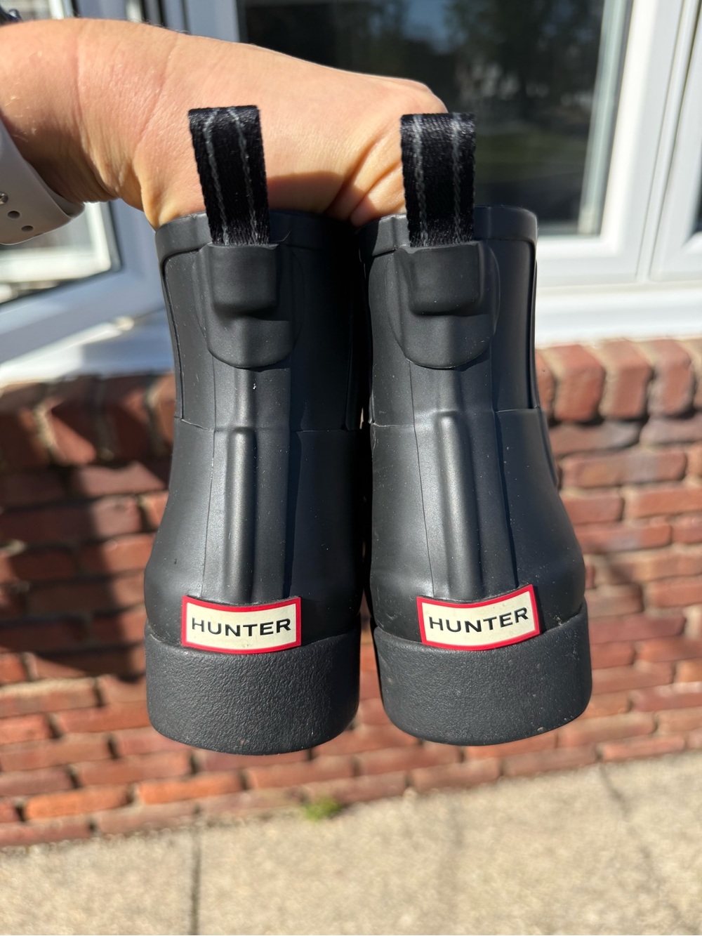 HUNTER Women’s Refined Slim Fit Chelsea Boots, size 7
